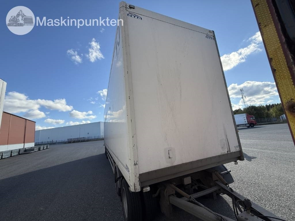 NTM UTP-39L-4 - Remolque caja cerrada: foto 3 NTM UTP-39L-4 - Remolque caja cerrada: foto 3