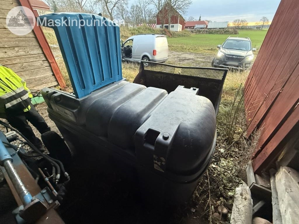 Fortis Ad-Blue tank - Otros maquinaria: foto 2 Fortis Ad-Blue tank - Otros maquinaria: foto 2