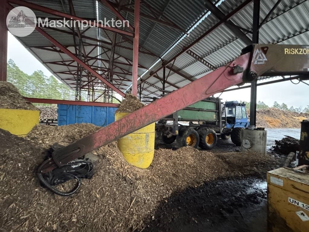 Scania P 124 G med Timberman - Camión forestal: foto 4 Scania P 124 G med Timberman - Camión forestal: foto 4