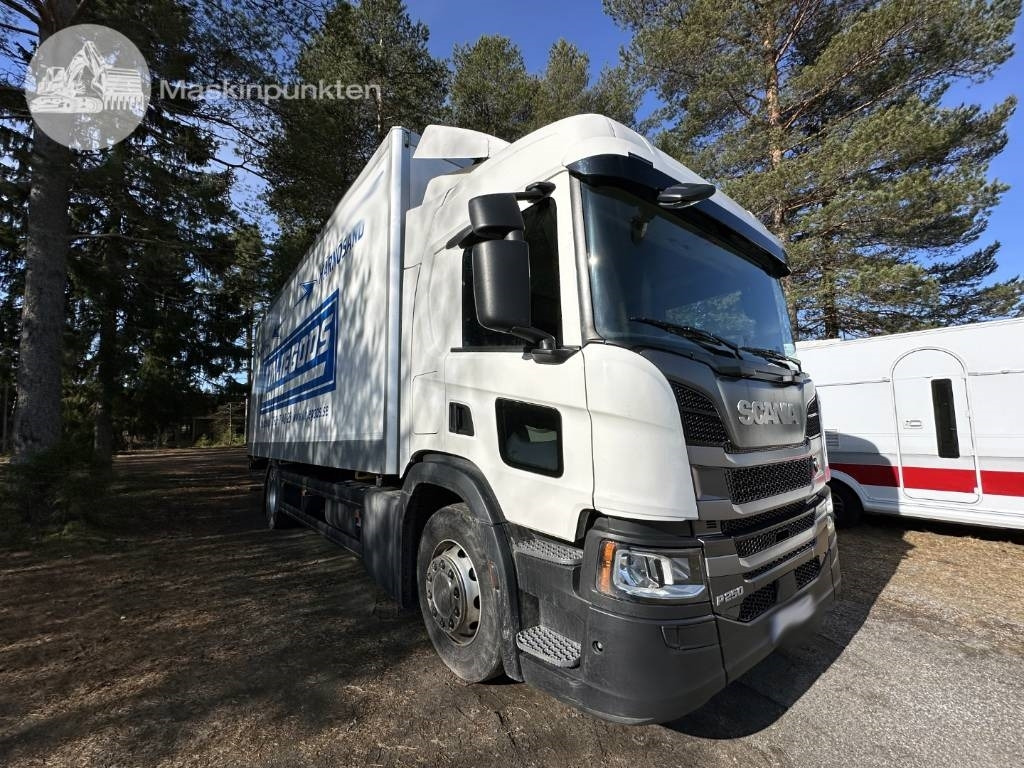 Scania P 250 - Camión caja cerrada: foto 3 Scania P 250 - Camión caja cerrada: foto 3