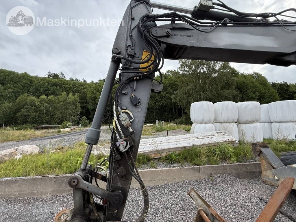 Excavadora de ruedas Volvo EW 140 C: foto 11 Excavadora de ruedas Volvo EW 140 C: foto 11