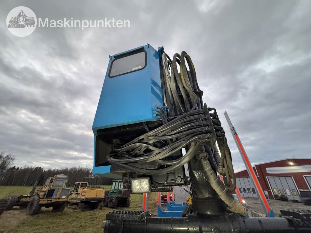 Camión forestal Volvo F 16: foto 22