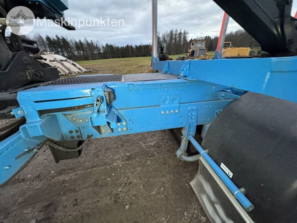 Camión forestal Volvo F 16: foto 26