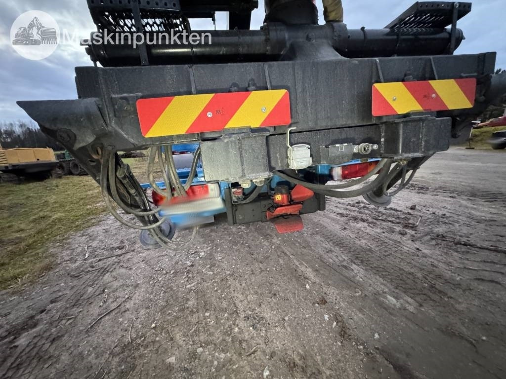 Camión forestal Volvo F 16: foto 20