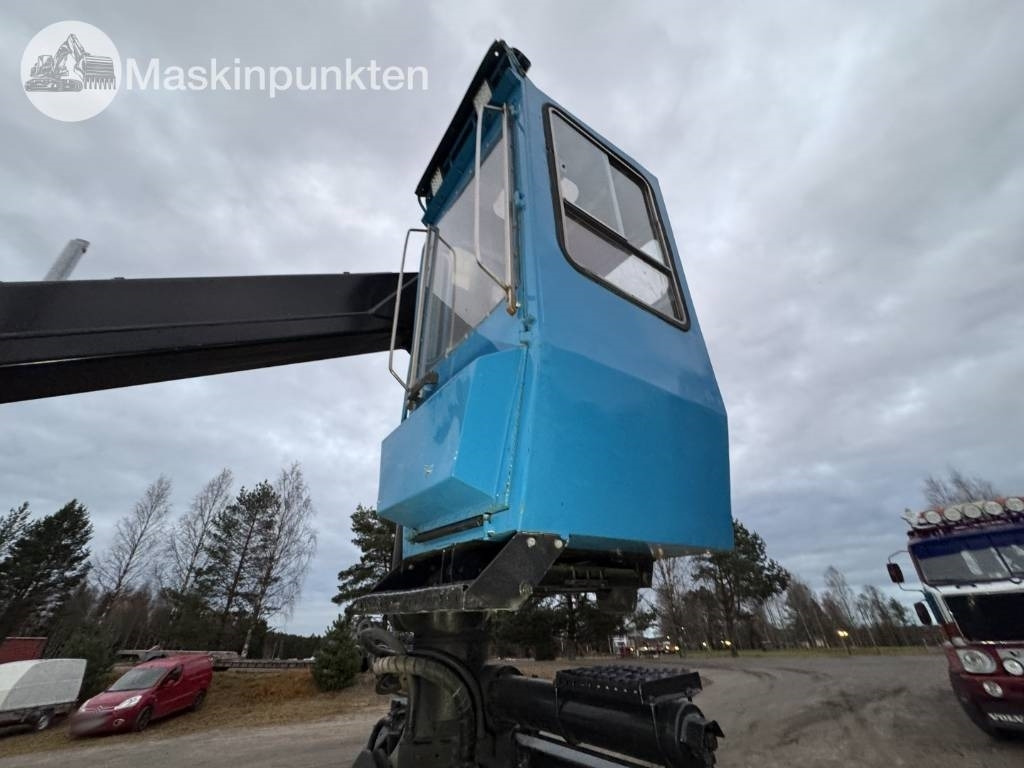 Camión forestal Volvo F 16: foto 19