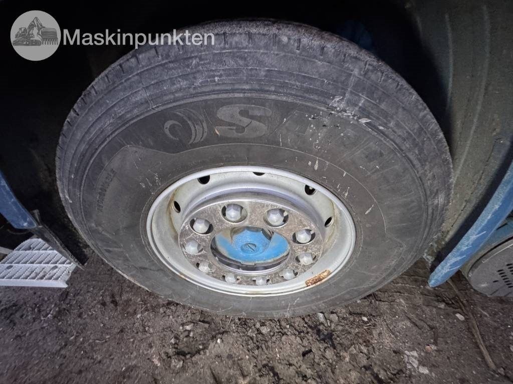 Camión forestal Volvo F 16: foto 9