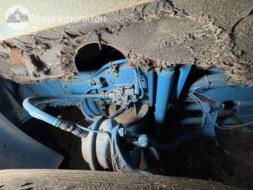 Camión forestal Volvo F 16: foto 35