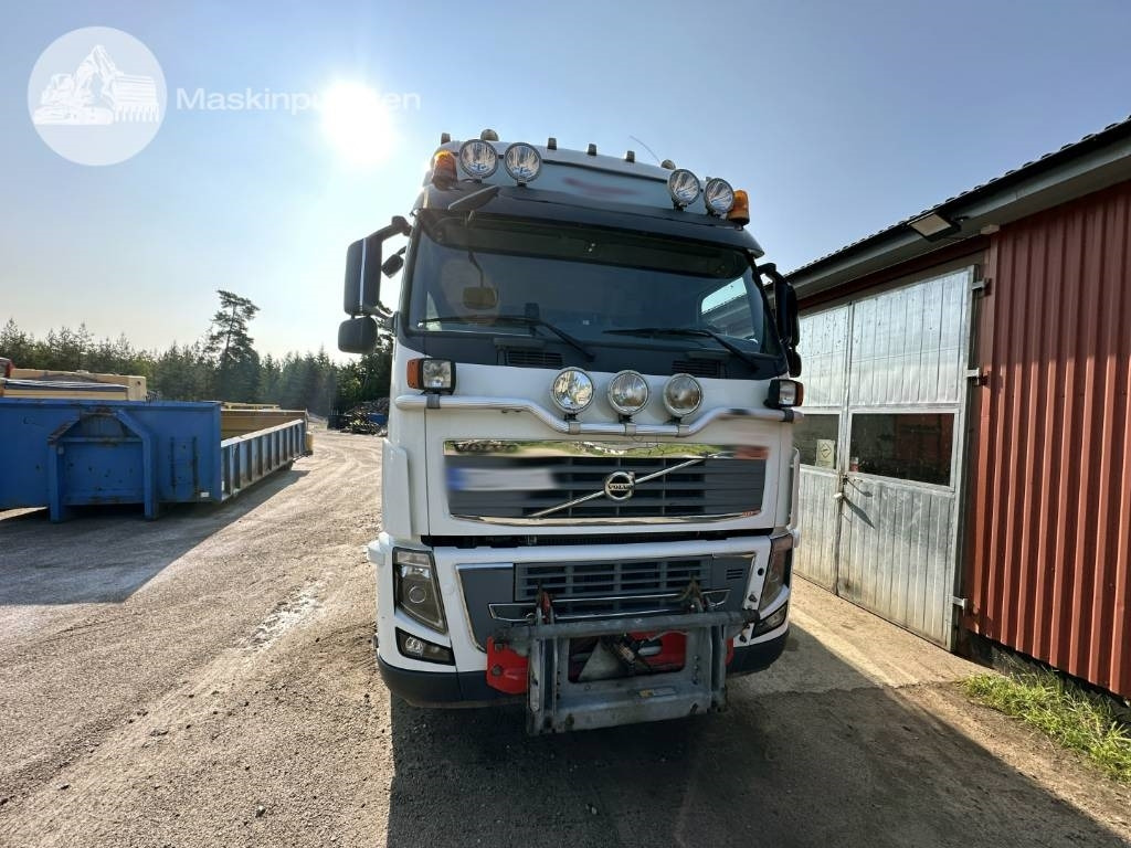 Volvo FH 16 550 LAXO - Camión volquete: foto 2 Volvo FH 16 550 LAXO - Camión volquete: foto 2