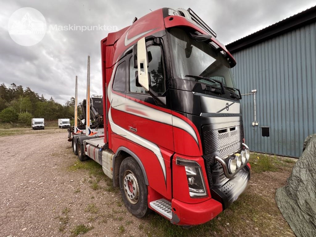 Volvo FH 16 750 - Camión forestal: foto 3 Volvo FH 16 750 - Camión forestal: foto 3