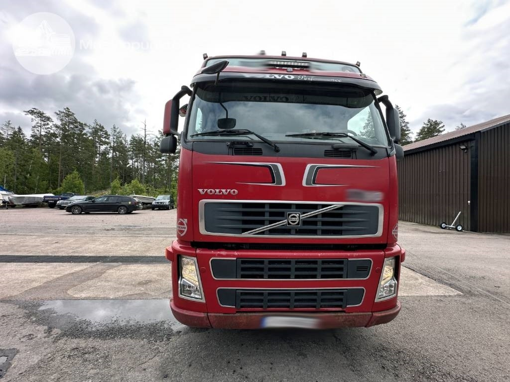 Volvo FH 480 - Camión forestal: foto 2 Volvo FH 480 - Camión forestal: foto 2