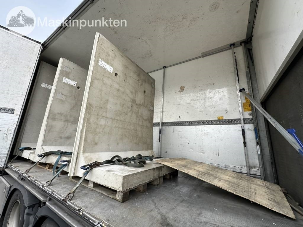 Camión caja cerrada Volvo FH 500: foto 42 Camión caja cerrada Volvo FH 500: foto 42