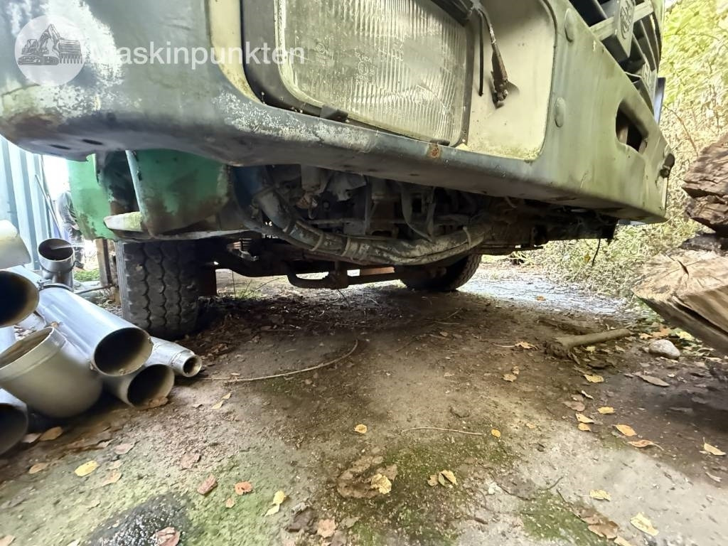 Camión volquete Volvo FL 611: foto 10