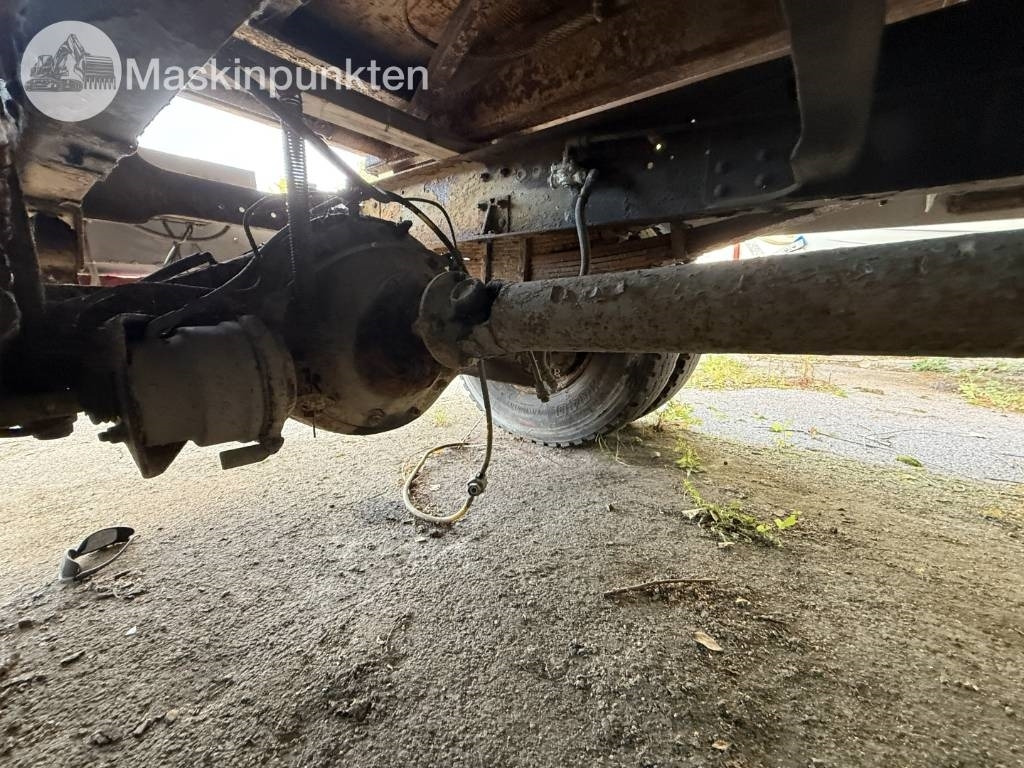 Camión volquete Volvo FL 611: foto 14