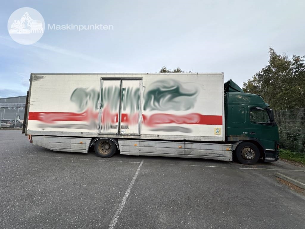 Volvo FM 9 300 - Camión caja cerrada: foto 3 Volvo FM 9 300 - Camión caja cerrada: foto 3