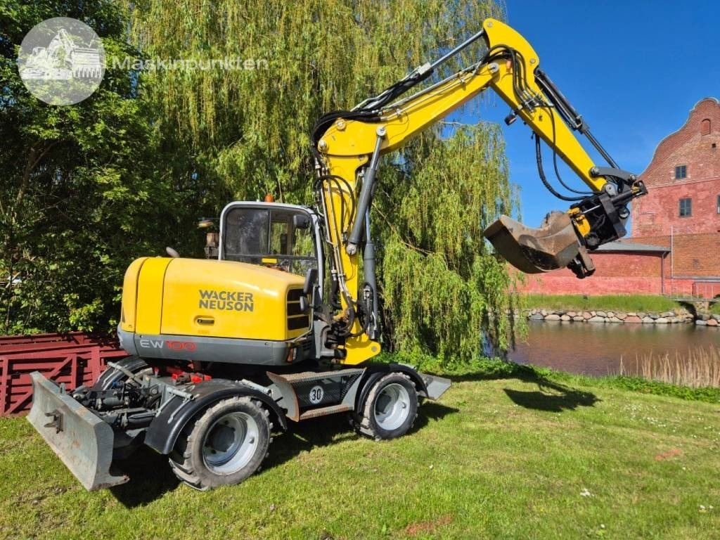 Wacker Neuson EW 100 med vagn - Excavadora de ruedas: foto 2 Wacker Neuson EW 100 med vagn - Excavadora de ruedas: foto 2