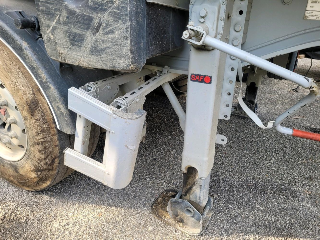 Semirremolque volquete BENALU BENNE C39 3 ESSIEUX: foto 15