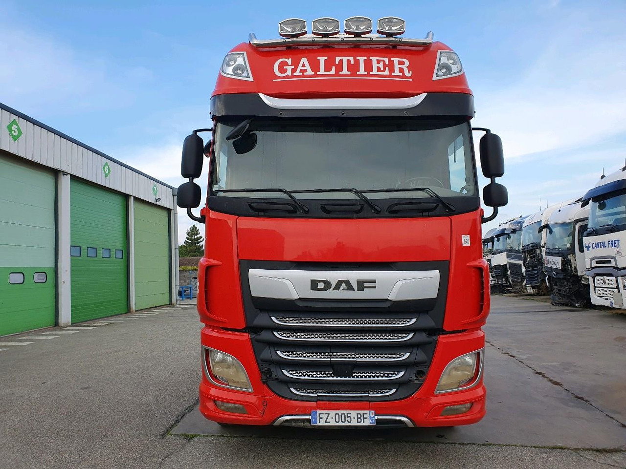 DAF XF530 - Cabeza tractora: foto 2 DAF XF530 - Cabeza tractora: foto 2