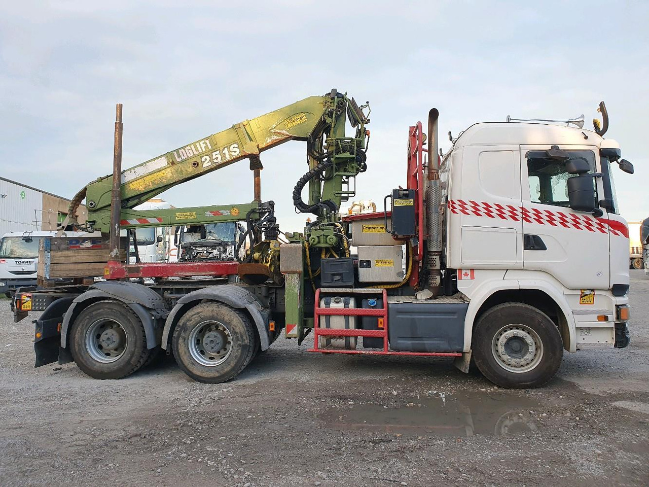 SCANIA R 580 FOREST GRUE - Cabeza tractora: foto 3 SCANIA R 580 FOREST GRUE - Cabeza tractora: foto 3