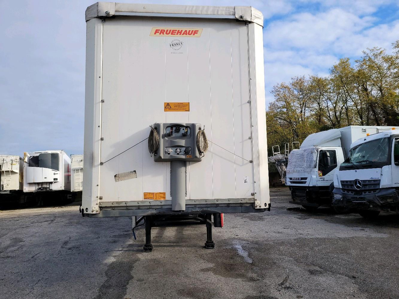 FRUEHAUF FKSRT4 - Semirremolque lona: foto 2 FRUEHAUF FKSRT4 - Semirremolque lona: foto 2
