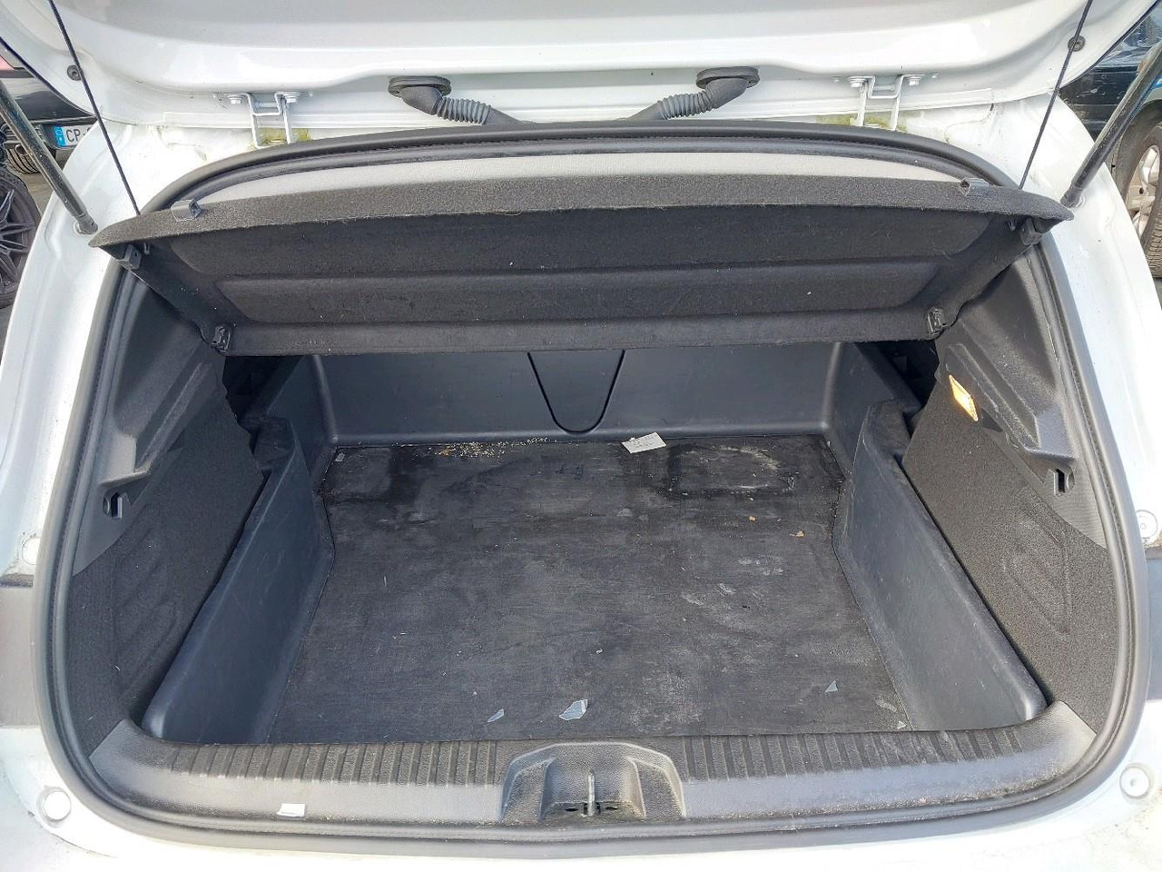 Coche RENAULT CLIO V 1.0 TCE 90 EVOLUTION: foto 6 Coche RENAULT CLIO V 1.0 TCE 90 EVOLUTION: foto 6