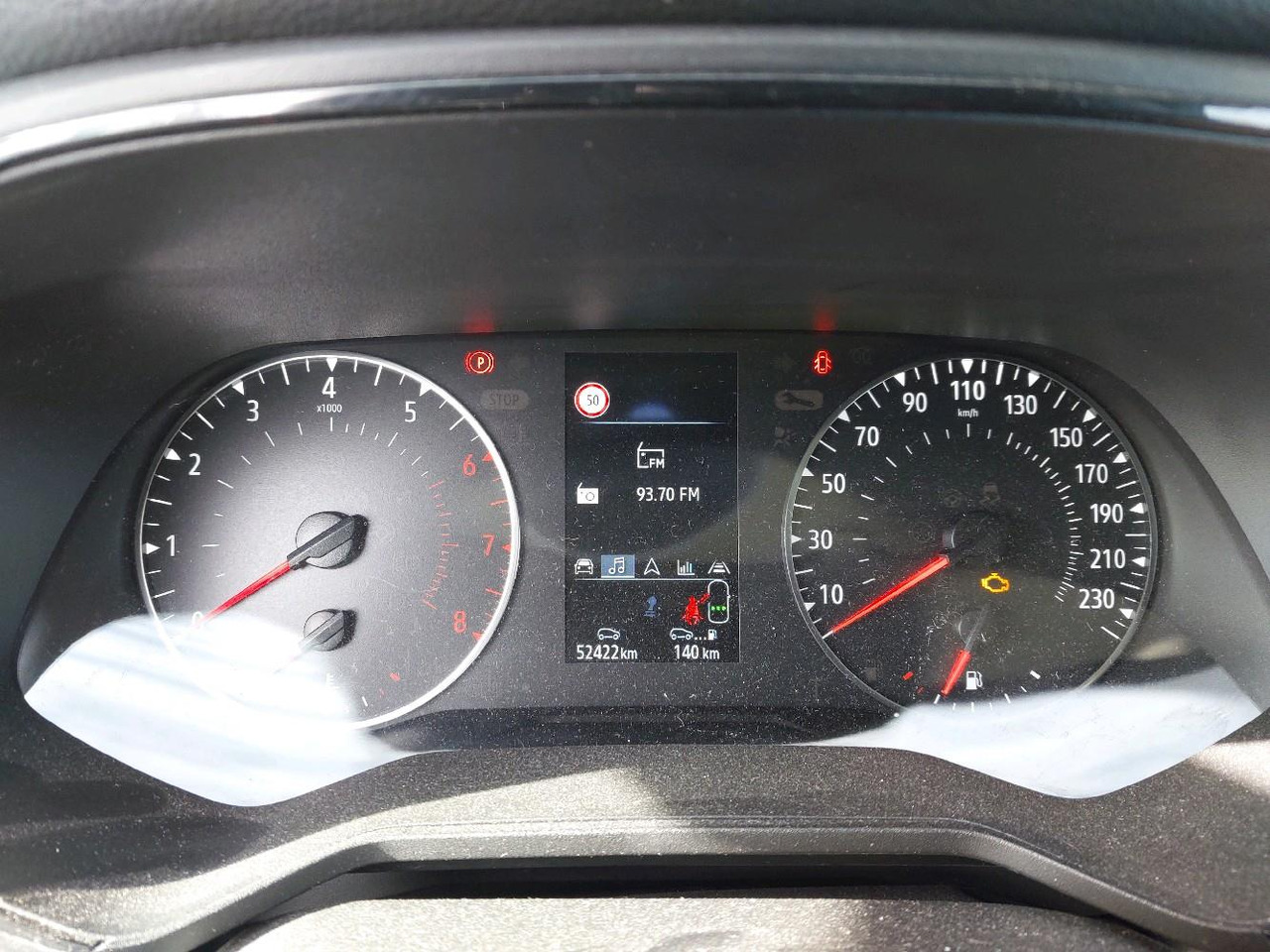 Coche RENAULT CLIO V 1.0 TCE 90 EVOLUTION: foto 16 Coche RENAULT CLIO V 1.0 TCE 90 EVOLUTION: foto 16