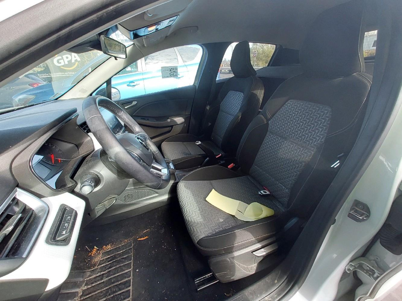 Coche RENAULT CLIO V 1.0 TCE 90 EVOLUTION: foto 12 Coche RENAULT CLIO V 1.0 TCE 90 EVOLUTION: foto 12