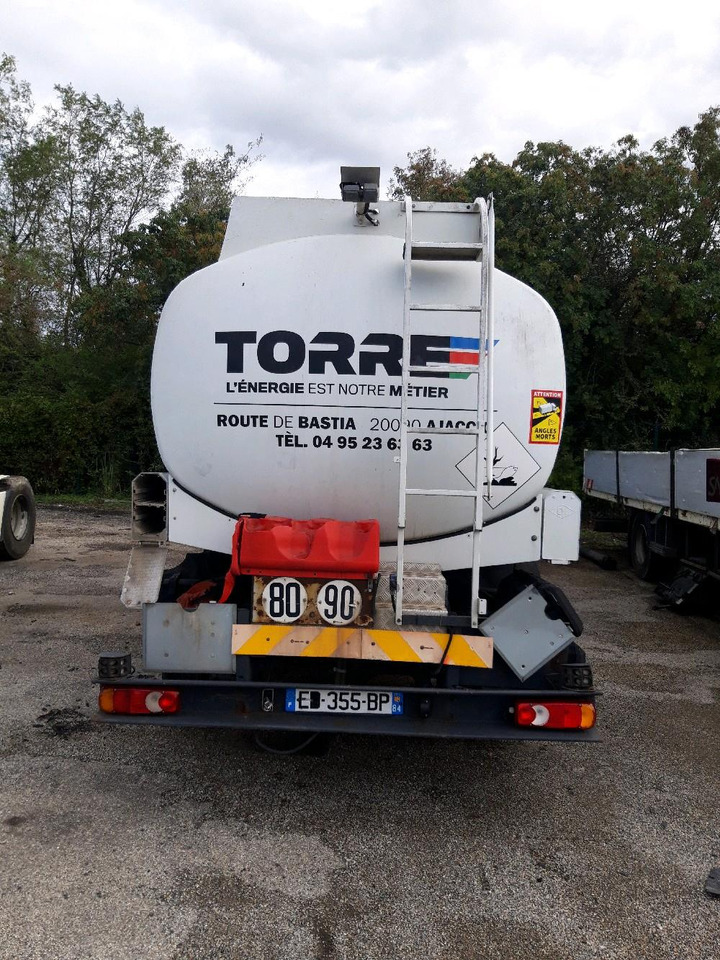 RENAULT MIDLUM CITERNE 7500 - Camión cisterna: foto 5 RENAULT MIDLUM CITERNE 7500 - Camión cisterna: foto 5