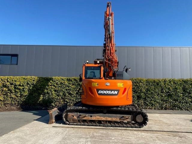 Doosan DX 140 LCR-5 - Excavadora de cadenas: foto 1 Doosan DX 140 LCR-5 - Excavadora de cadenas: foto 1