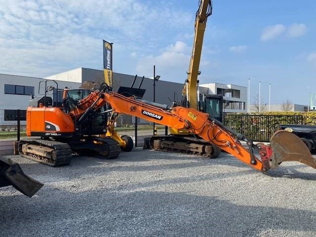 Doosan DX140LCR-5 - Excavadora de cadenas: foto 4 Doosan DX140LCR-5 - Excavadora de cadenas: foto 4
