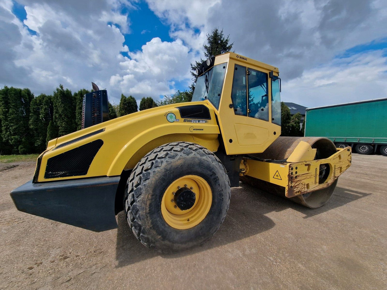 BOMAG Bw 213 DH-4 - Compactador: foto 5 BOMAG Bw 213 DH-4 - Compactador: foto 5