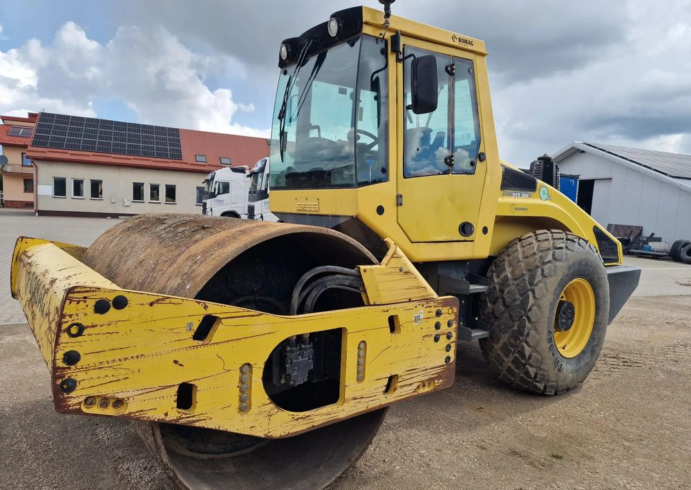 Bomag Bw 213 DH-4 - Rodillo: foto 2 Bomag Bw 213 DH-4 - Rodillo: foto 2