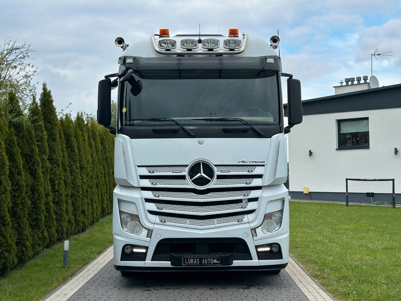 Mercedes-Benz ACTROS 1845 AUTOMATIC FRIGDE - Cabeza tractora: foto 2 Mercedes-Benz ACTROS 1845 AUTOMATIC FRIGDE - Cabeza tractora: foto 2