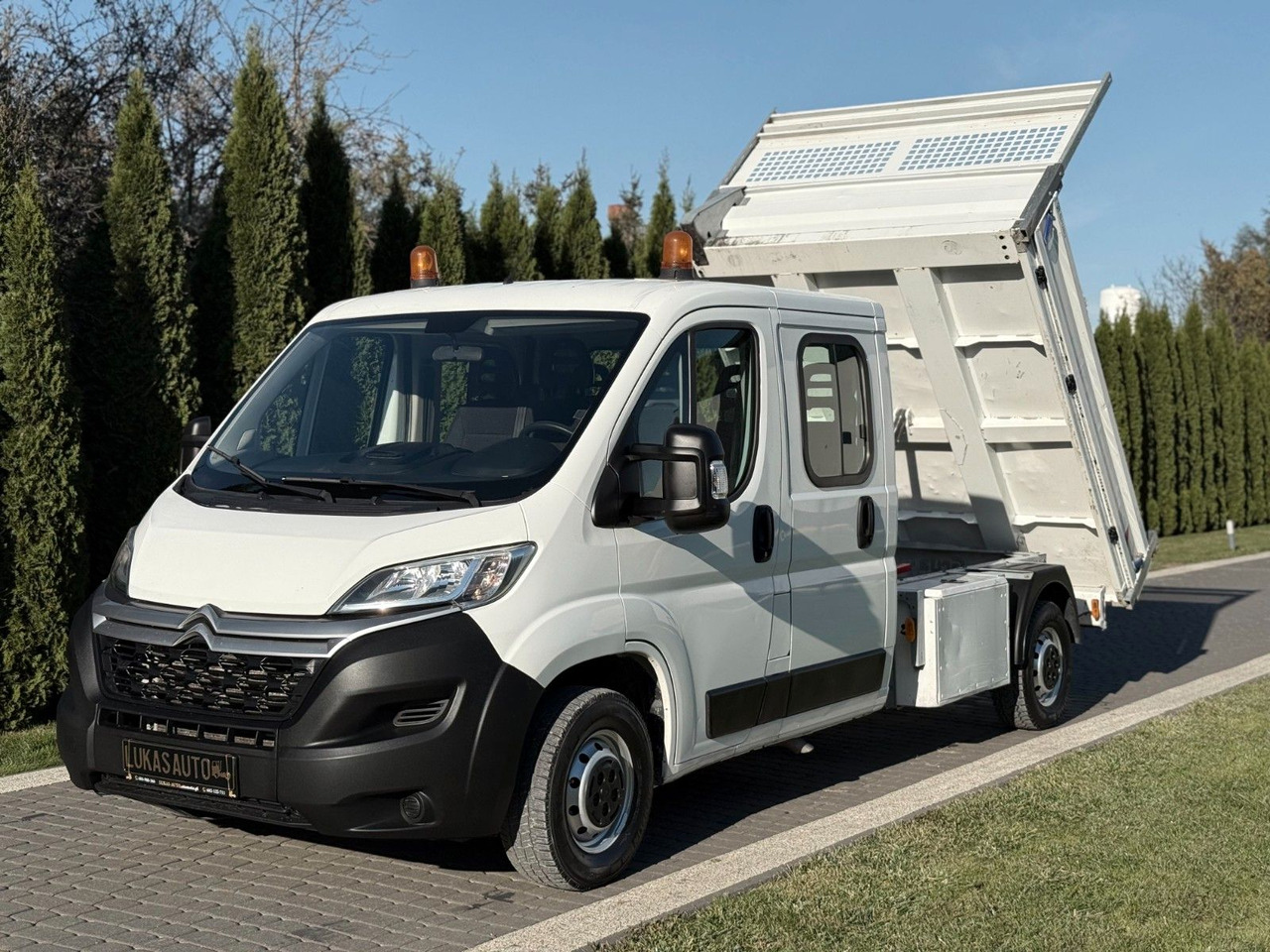 Citroën JUMPER TIPPER DIESEL POMP - Volquete furgoneta: foto 1 Citroën JUMPER TIPPER DIESEL POMP - Volquete furgoneta: foto 1