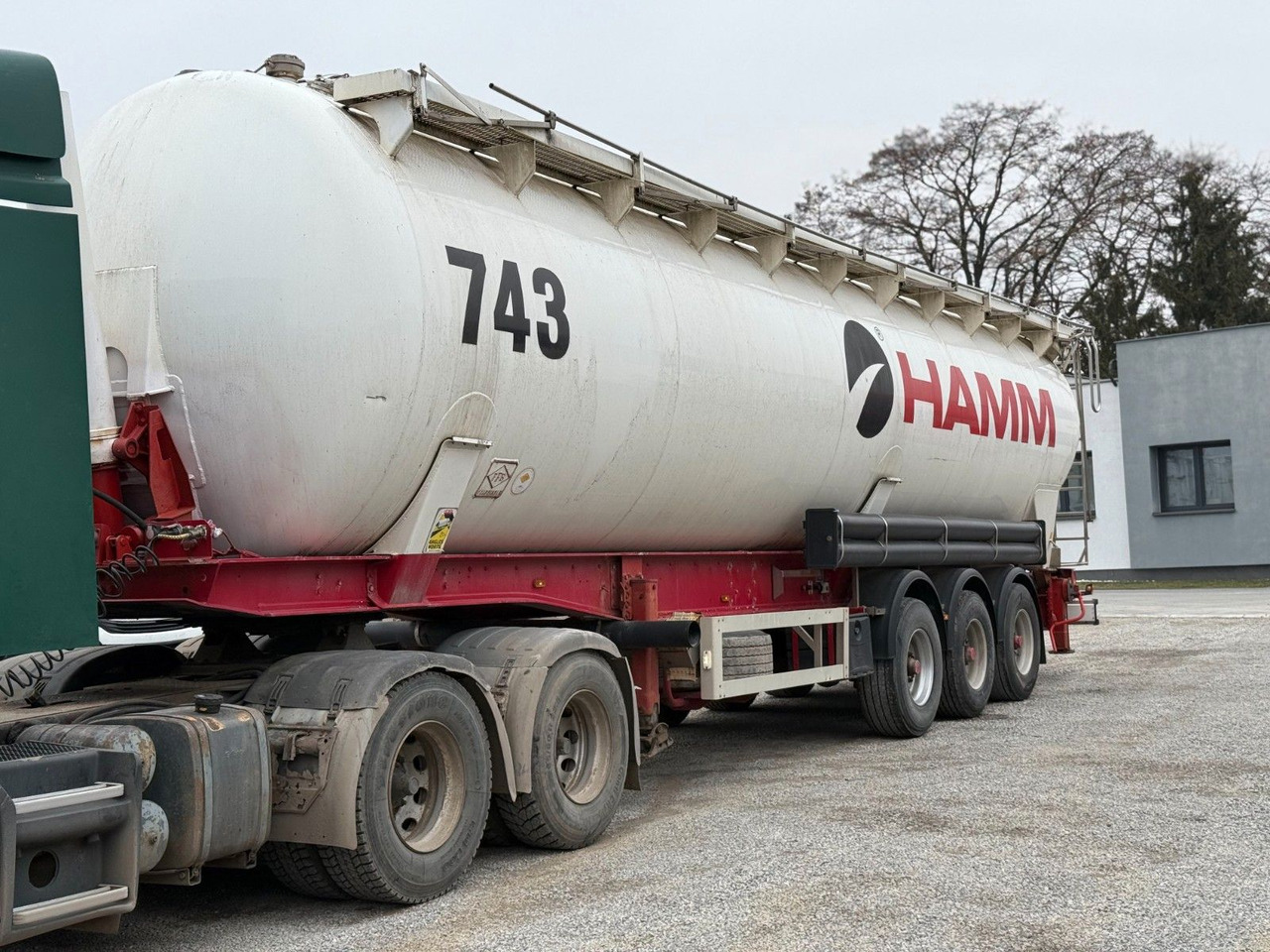 Feldbinder KIP 60.3 SILO AXLE BPW - Semirremolque silo: foto 3 Feldbinder KIP 60.3 SILO AXLE BPW - Semirremolque silo: foto 3