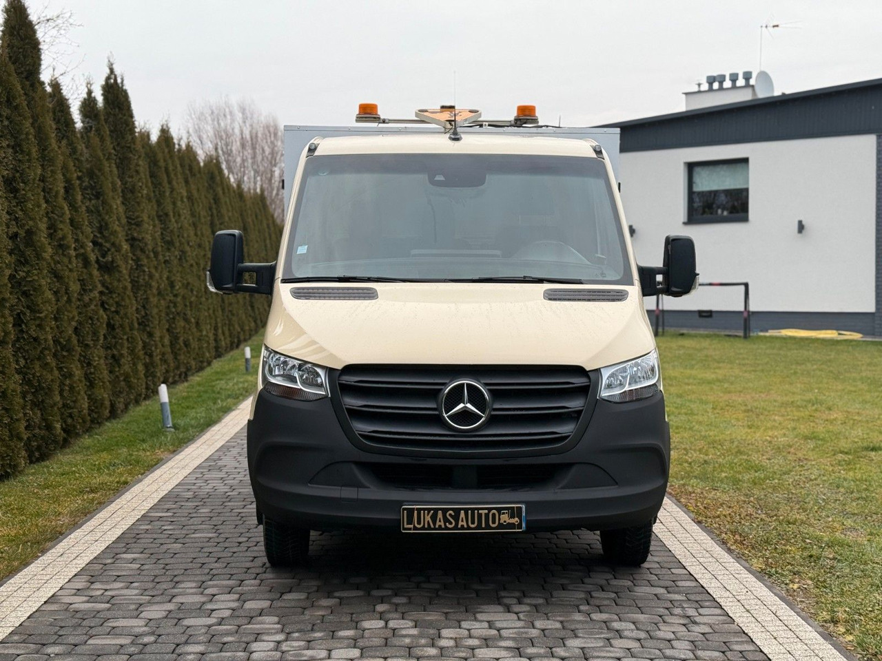 Mercedes-Benz SPRINTER TIPPER - Volquete furgoneta: foto 2 Mercedes-Benz SPRINTER TIPPER - Volquete furgoneta: foto 2