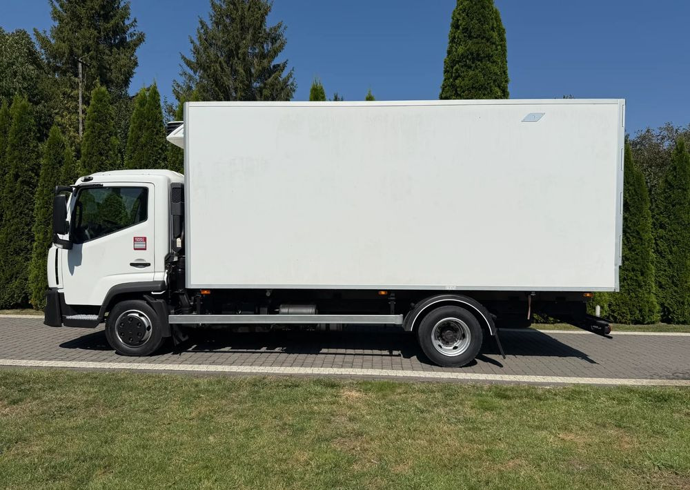 Renault D7.5 MANUAL LAMBERET CARRIER XARIOS 350 - Camión frigorífico: foto 4 Renault D7.5 MANUAL LAMBERET CARRIER XARIOS 350 - Camión frigorífico: foto 4