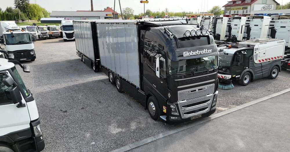 Volvo FH16 660 HP TANDEM 6x2 LIMITED EDITION - Camión lona: foto 1 Volvo FH16 660 HP TANDEM 6x2 LIMITED EDITION - Camión lona: foto 1