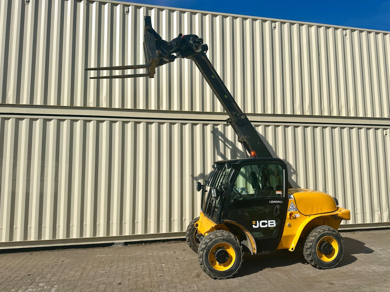 JCB 520-40 / 4 Meter / 2 Tonnen / 2.297 Bh / TOP - Manipulador telescópico: foto 1 JCB 520-40 / 4 Meter / 2 Tonnen / 2.297 Bh / TOP - Manipulador telescópico: foto 1