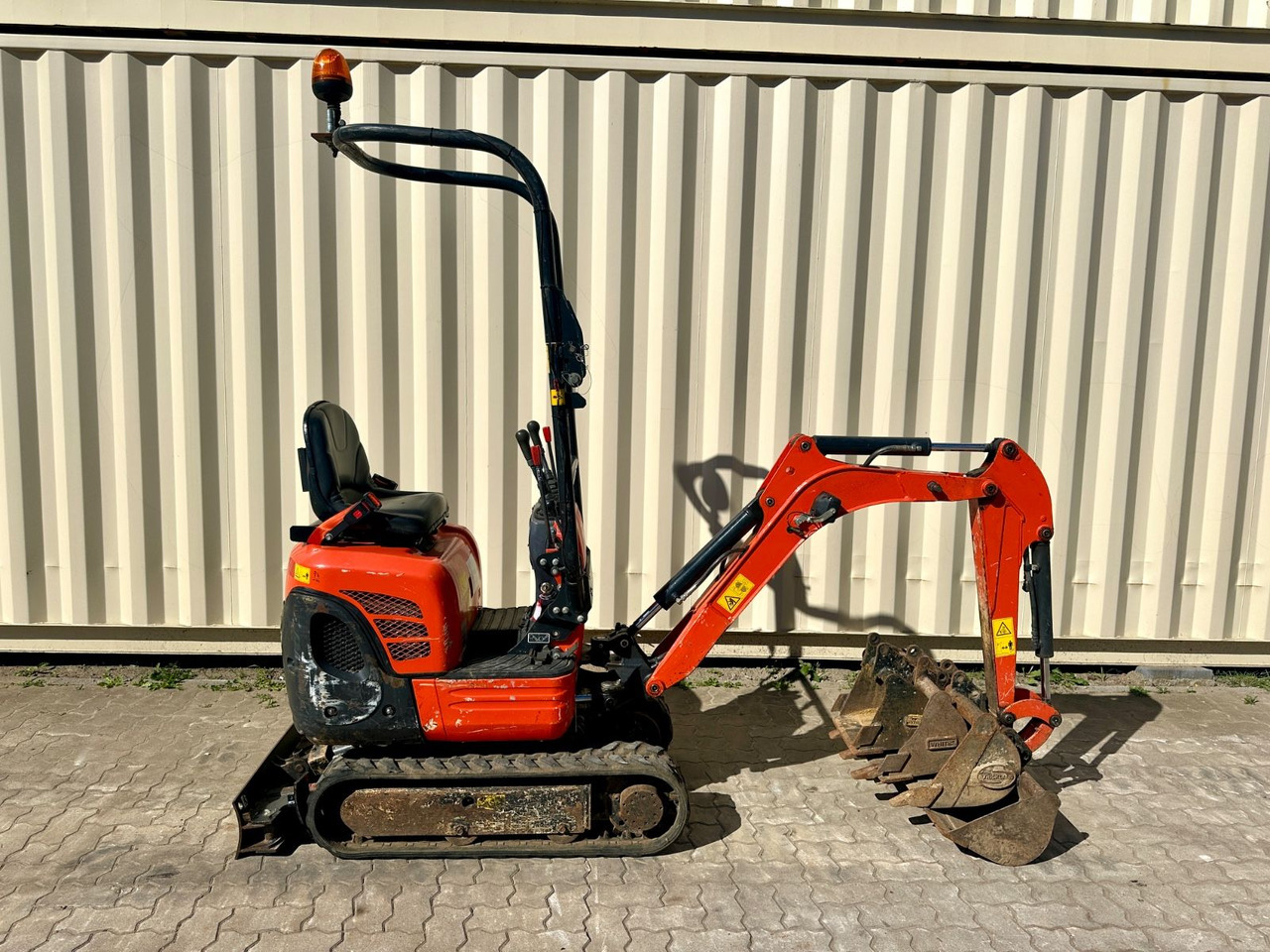 Kubota K008-3 / 2021 BJ / 725 H / 4 x Löffel - Miniexcavadora: foto 5 Kubota K008-3 / 2021 BJ / 725 H / 4 x Löffel - Miniexcavadora: foto 5