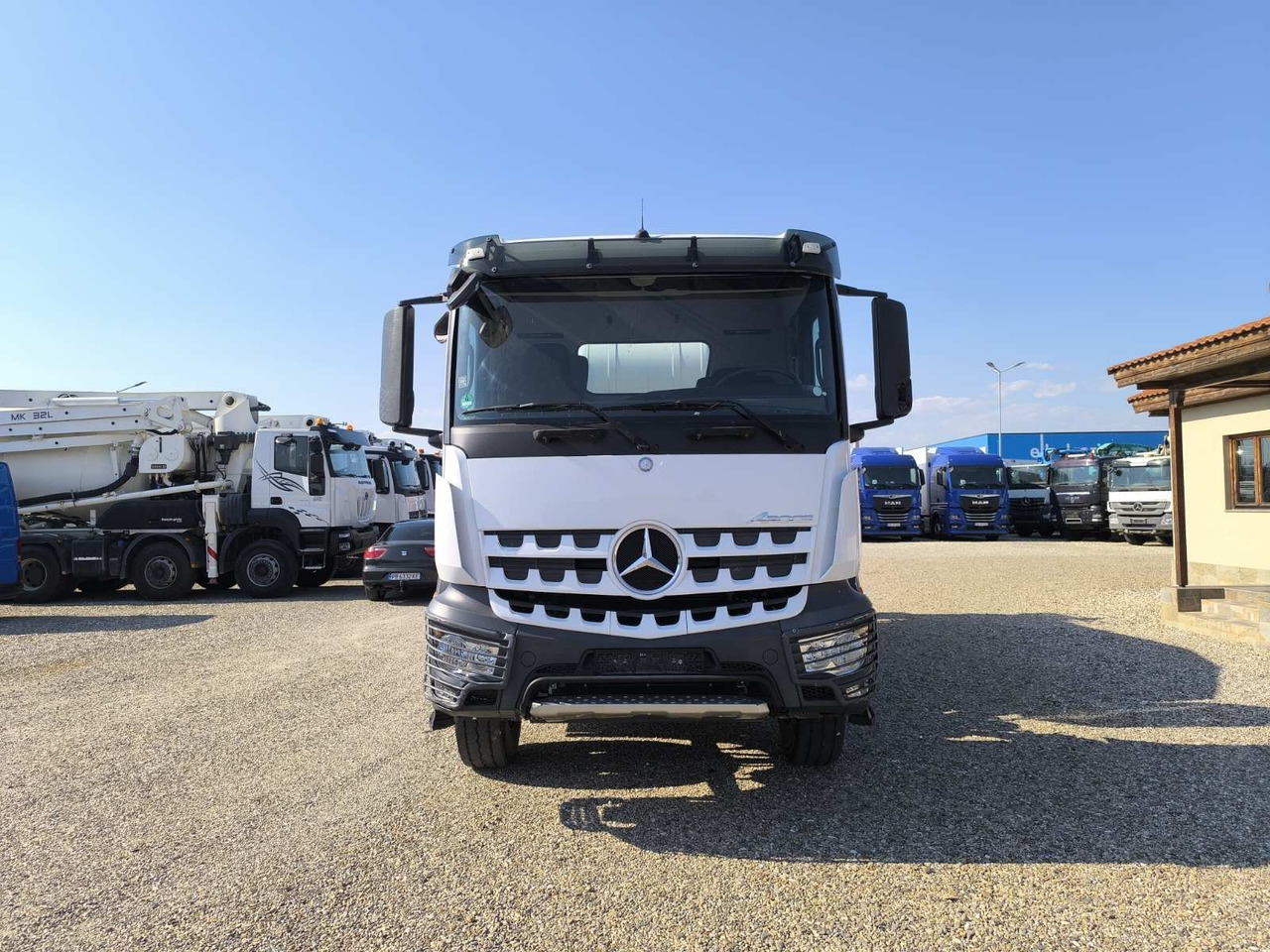 MERCEDES-BENZ AROCS 3240 STETTER 9M3 - Camión hormigonera: foto 2 MERCEDES-BENZ AROCS 3240 STETTER 9M3 - Camión hormigonera: foto 2
