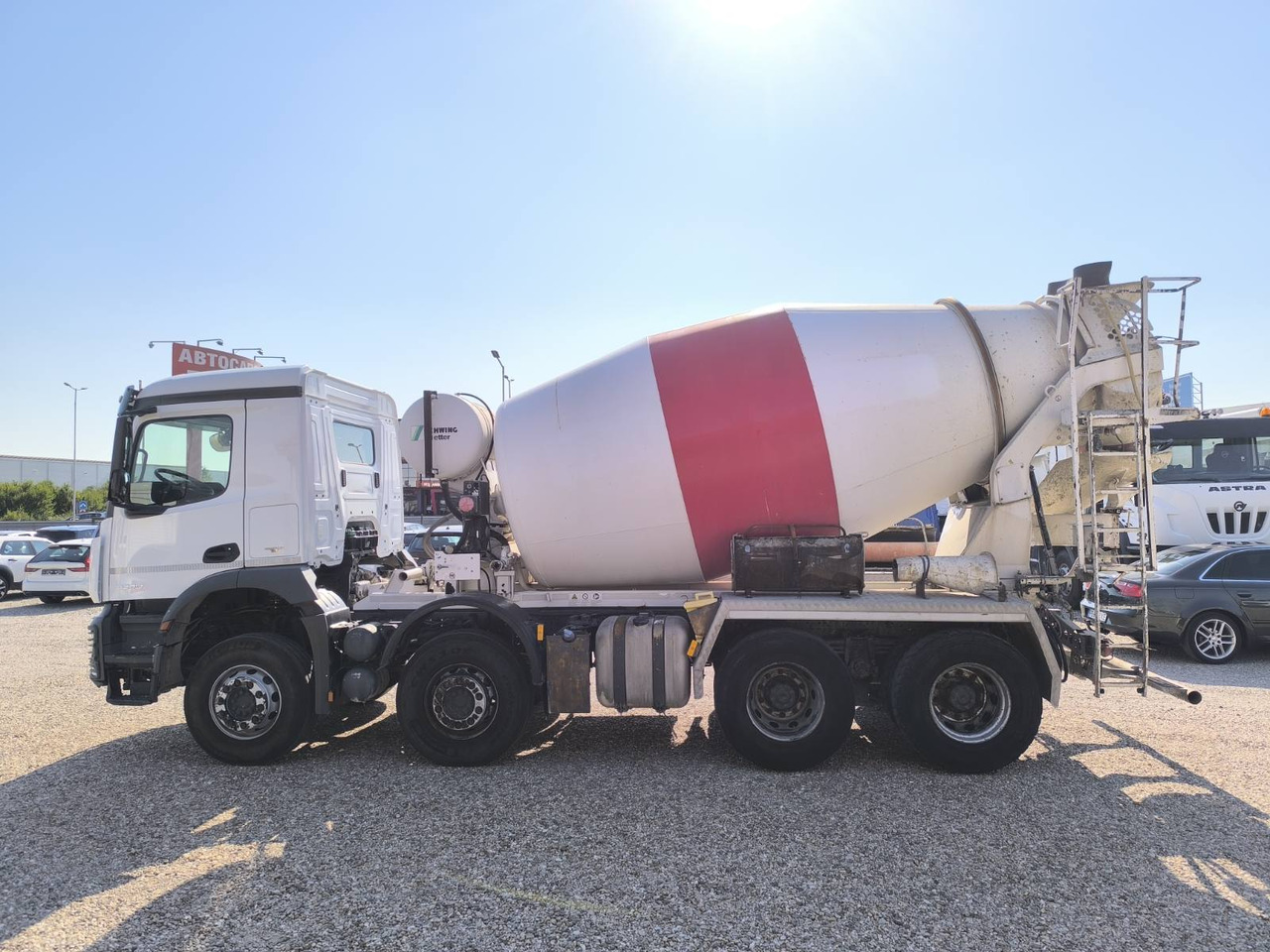 MERCEDES-BENZ AROCS 3240 STETTER 9M3 - Camión hormigonera: foto 4 MERCEDES-BENZ AROCS 3240 STETTER 9M3 - Camión hormigonera: foto 4