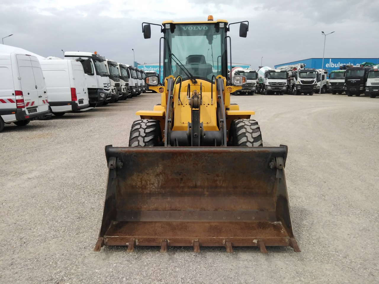 VOLVO L30G - Cargadora de ruedas: foto 2 VOLVO L30G - Cargadora de ruedas: foto 2