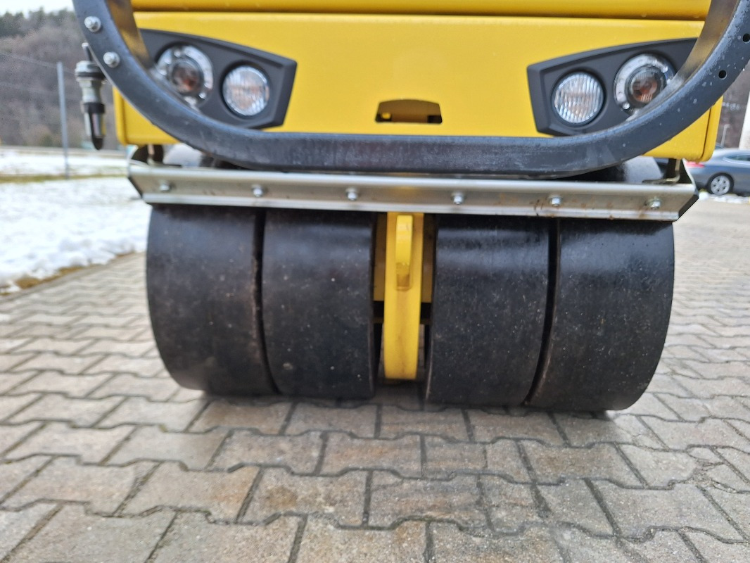 BOMAG DE BW 100 AC-5 Stage V/Tier 4f - Rodillo: foto 3 BOMAG DE BW 100 AC-5 Stage V/Tier 4f - Rodillo: foto 3