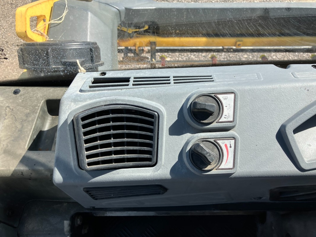 BOMAG DE BW 161 AD-5 Stage IIIb/Tier 4i - Apisonadora de asfalto: foto 4 BOMAG DE BW 161 AD-5 Stage IIIb/Tier 4i - Apisonadora de asfalto: foto 4