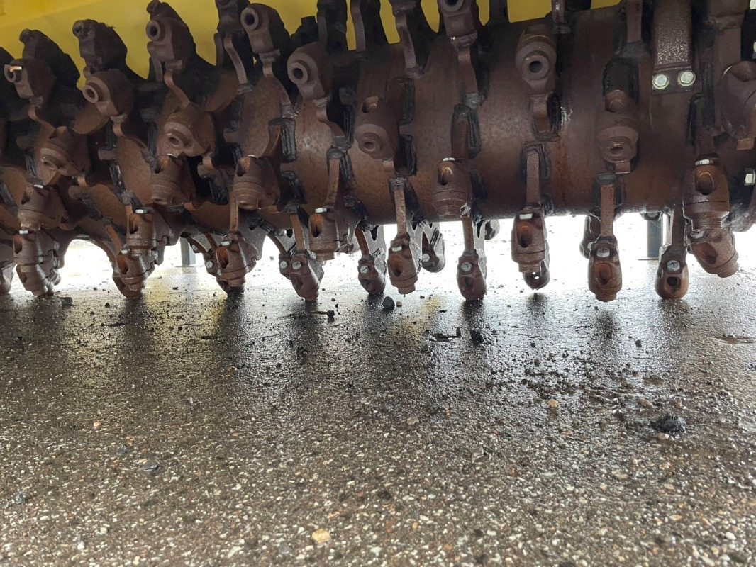 BOMAG DE RS 250 - Estabilizador de suelos: foto 2 BOMAG DE RS 250 - Estabilizador de suelos: foto 2