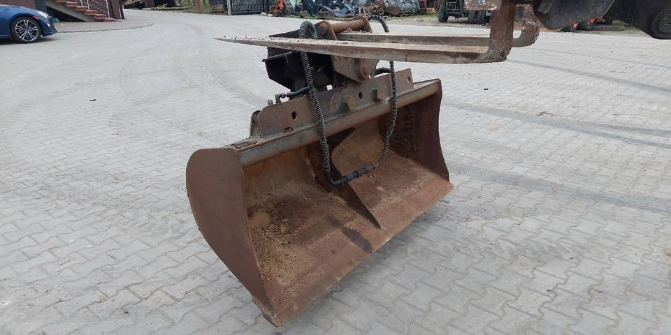 Hydrauliczna łyżka skarpowa 180 cm szybkozłącze Volvo S45 - Cazo para excavadora para Maquinaria de construcción: foto 1 Hydrauliczna łyżka skarpowa 180 cm szybkozłącze Volvo S45 - Cazo para excavadora para Maquinaria de construcción: foto 1