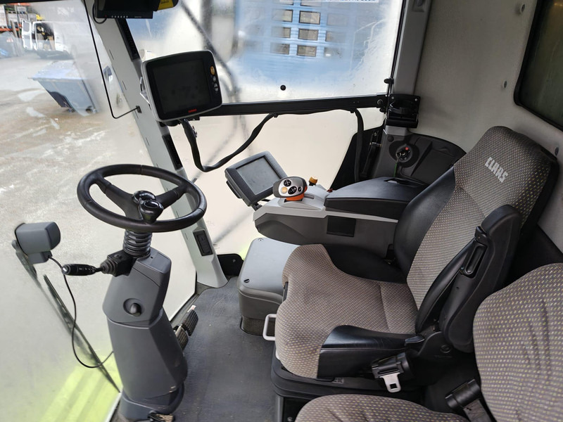 Cosechadora de granos Claas Lexion 670: foto 18