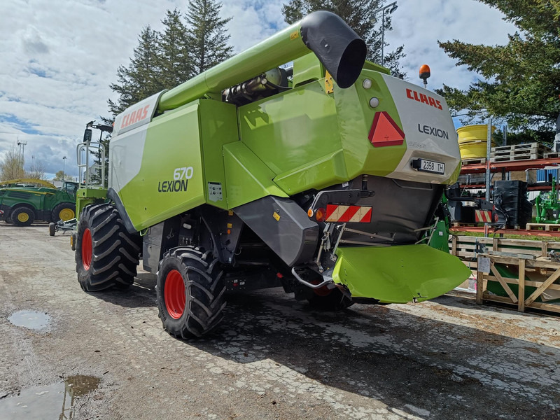 Claas Lexion 670 V750 - Cosechadora de granos: foto 3 Claas Lexion 670 V750 - Cosechadora de granos: foto 3