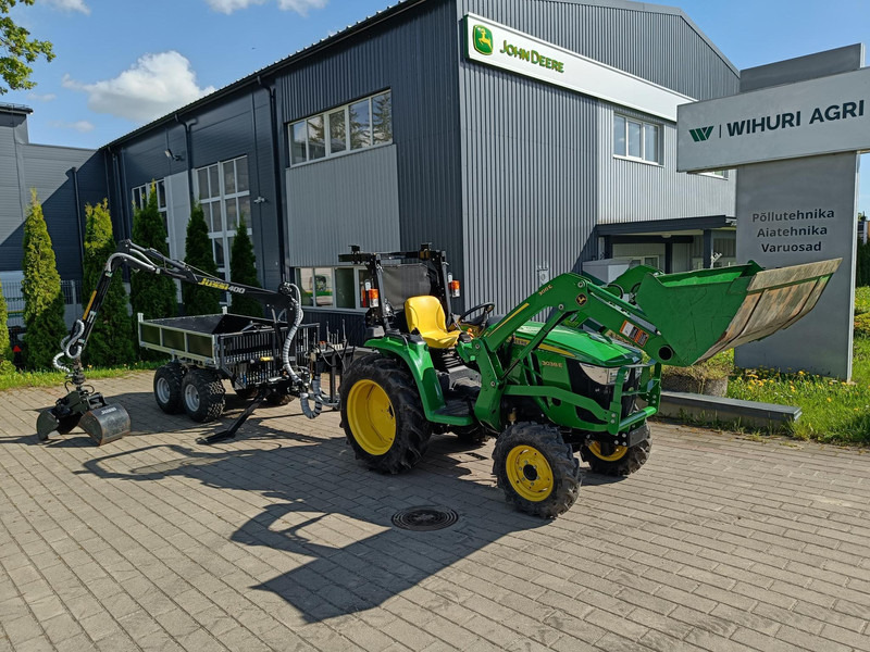 John Deere 3038E Vahva Jussi 400 - Tractor: foto 1 John Deere 3038E Vahva Jussi 400 - Tractor: foto 1
