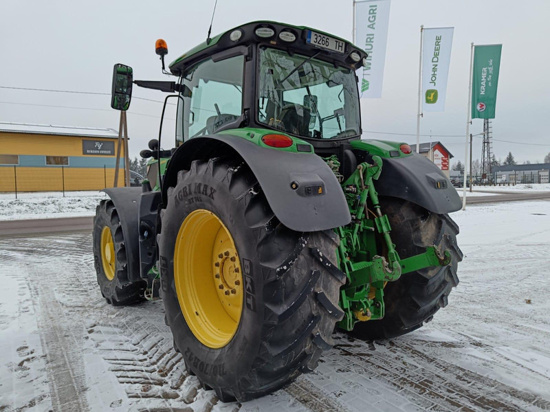 John Deere 6215R - Tractor: foto 5 John Deere 6215R - Tractor: foto 5